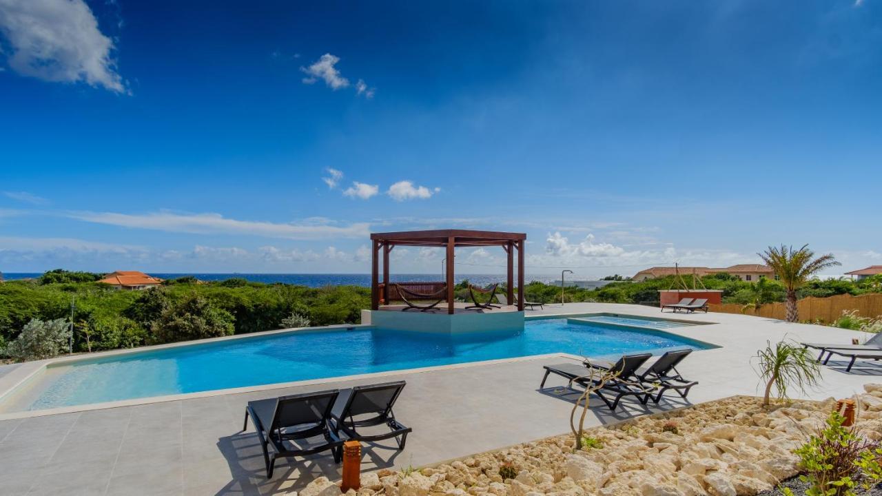 Coral Estate Ocean View Apartments Willemstad Extérieur photo